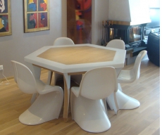 Table Hexagonale