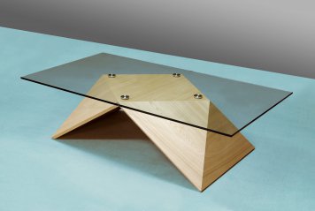 Table Pyramide